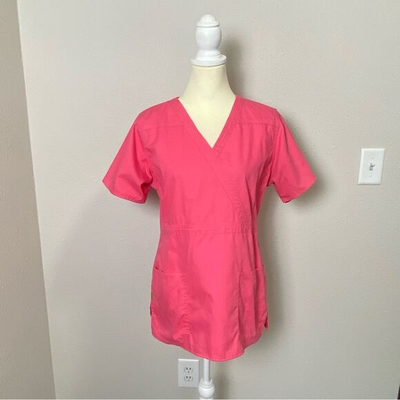 Carhartt Pink V-Neck Medical Scrub Top Women's Size Medium - Picture 7 of 15